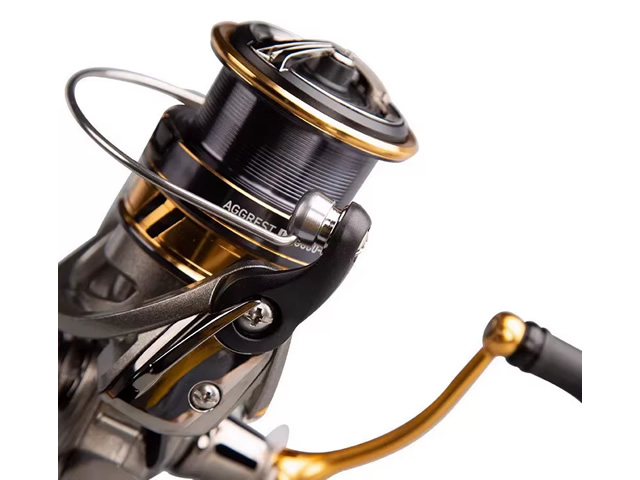 Molinete Daiwa Aggrest LT